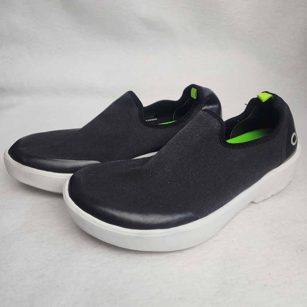 OOFOS Eezee Low Slip On Sneaker Womens 10 Black Fabric Rubber Sole Comfort